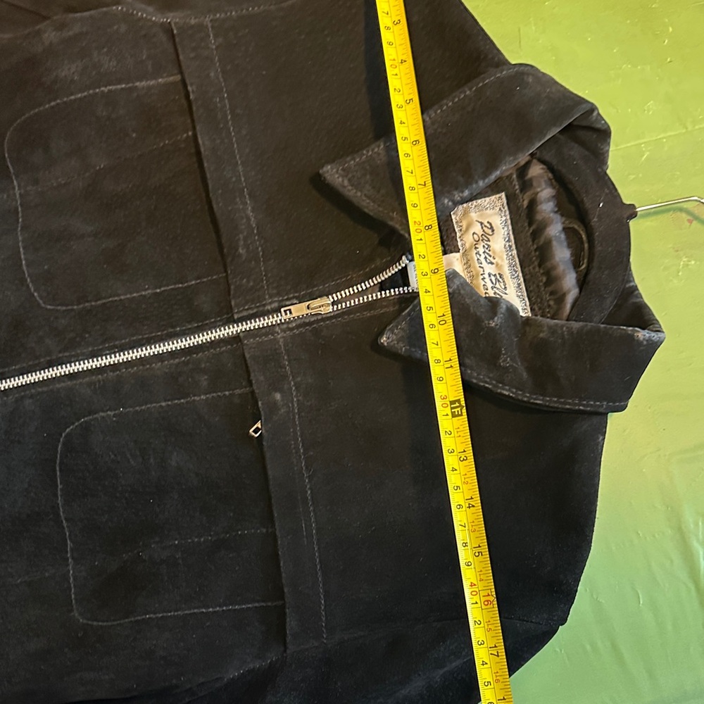 Vintage Elegant Black Leather Long Jacket - Picture 4 of 5
